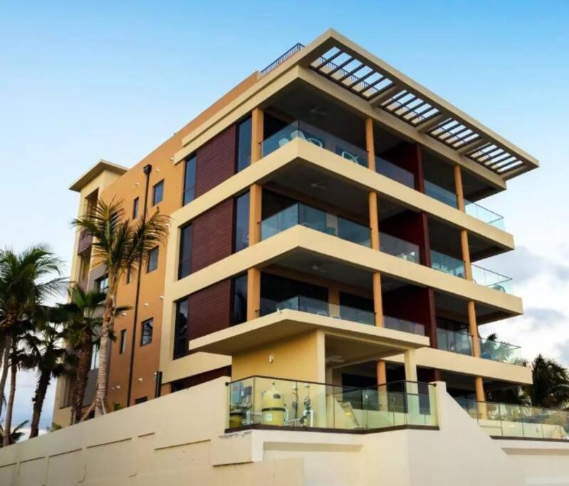 Luxury Ocean Front Seadreams 2 With 7 Mile Beach Views West Bay Ngoại thất bức ảnh