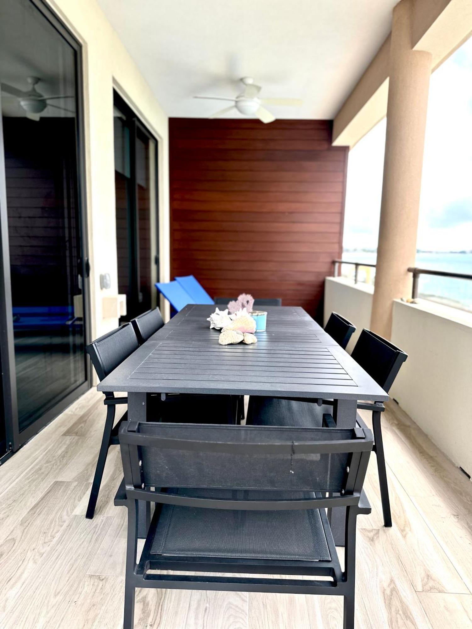 Luxury Ocean Front Seadreams 2 With 7 Mile Beach Views West Bay Ngoại thất bức ảnh