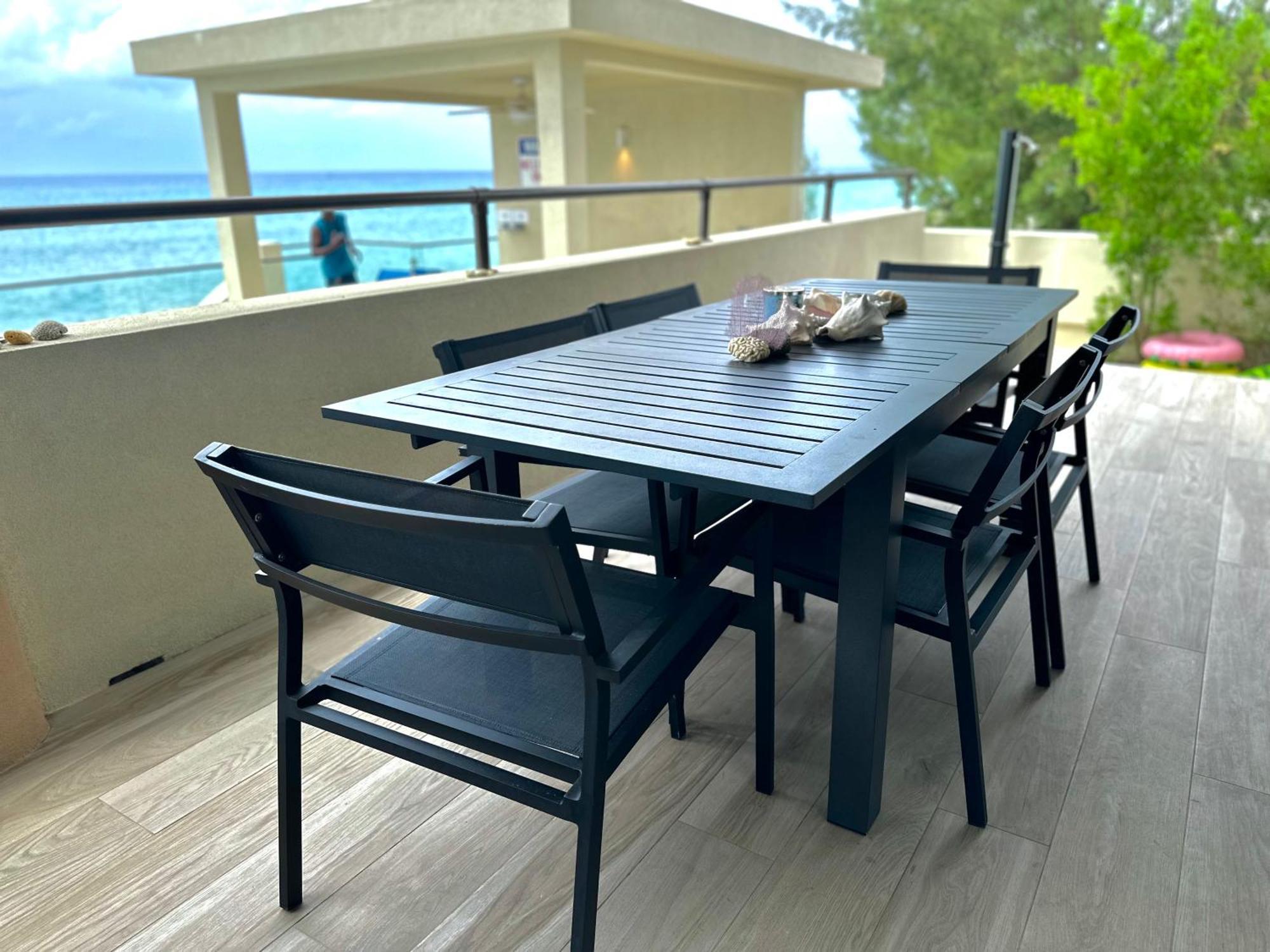 Luxury Ocean Front Seadreams 2 With 7 Mile Beach Views West Bay Ngoại thất bức ảnh